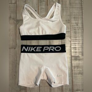Nike Pro 2 piece set - Child Size Small